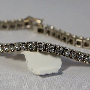 Diamond and 14k White Gold Tennis Bracelet